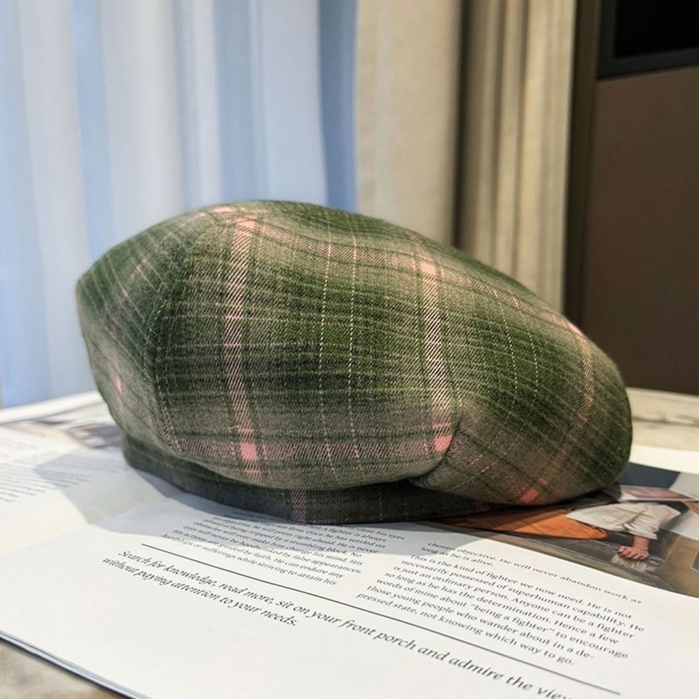 Stylish Green Plaid Women's Beret